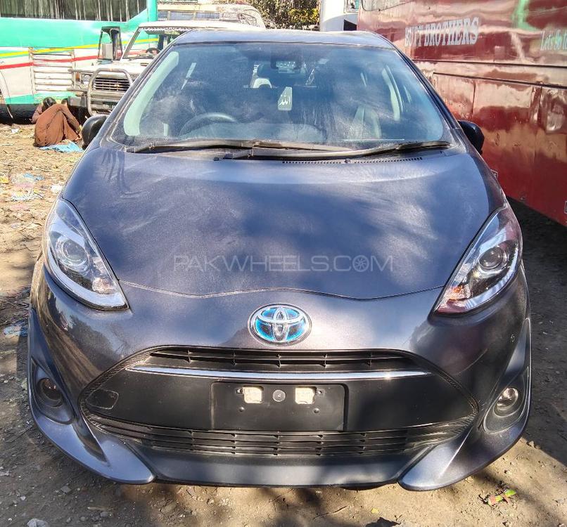 Toyota Aqua 2017 for Sale in Lahore Image-1