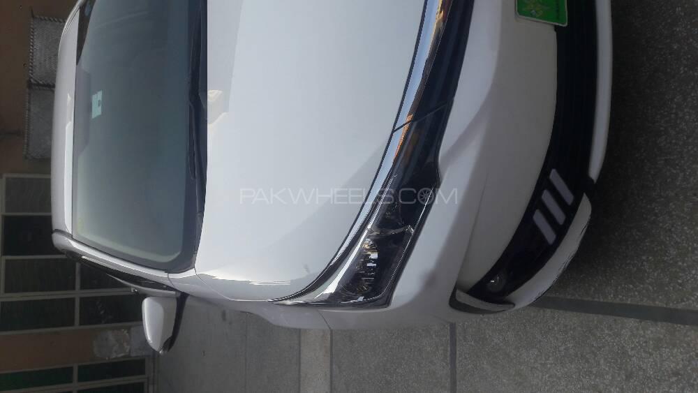 Toyota Corolla 2019 for Sale in Lahore Toyota Corolla 2019 for Sale in Lahore Image-3