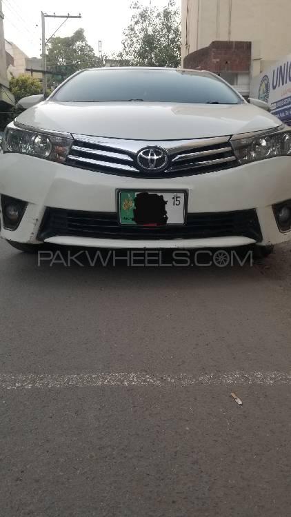 Toyota Corolla 2015 for Sale in Lahore Image-1