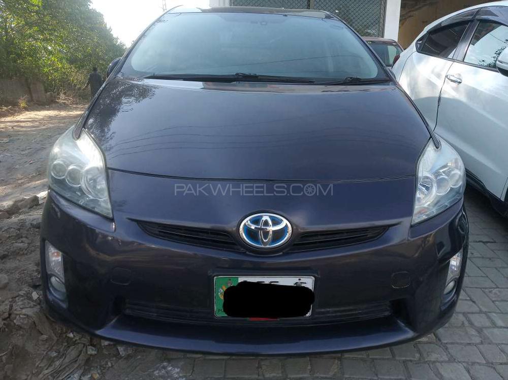 Toyota Prius 2011 for Sale in Gujranwala Image-1