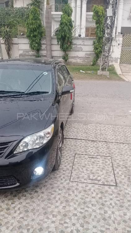 Toyota Corolla 2014 for Sale in Lahore Image-1