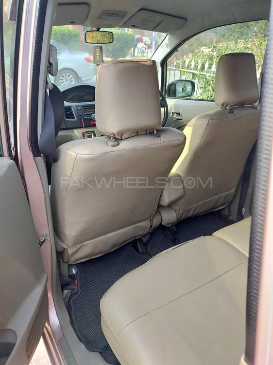 Daihatsu Move 2012 for Sale in Gujranwala Daihatsu Move 2012 for Sale in Gujranwala Image-3