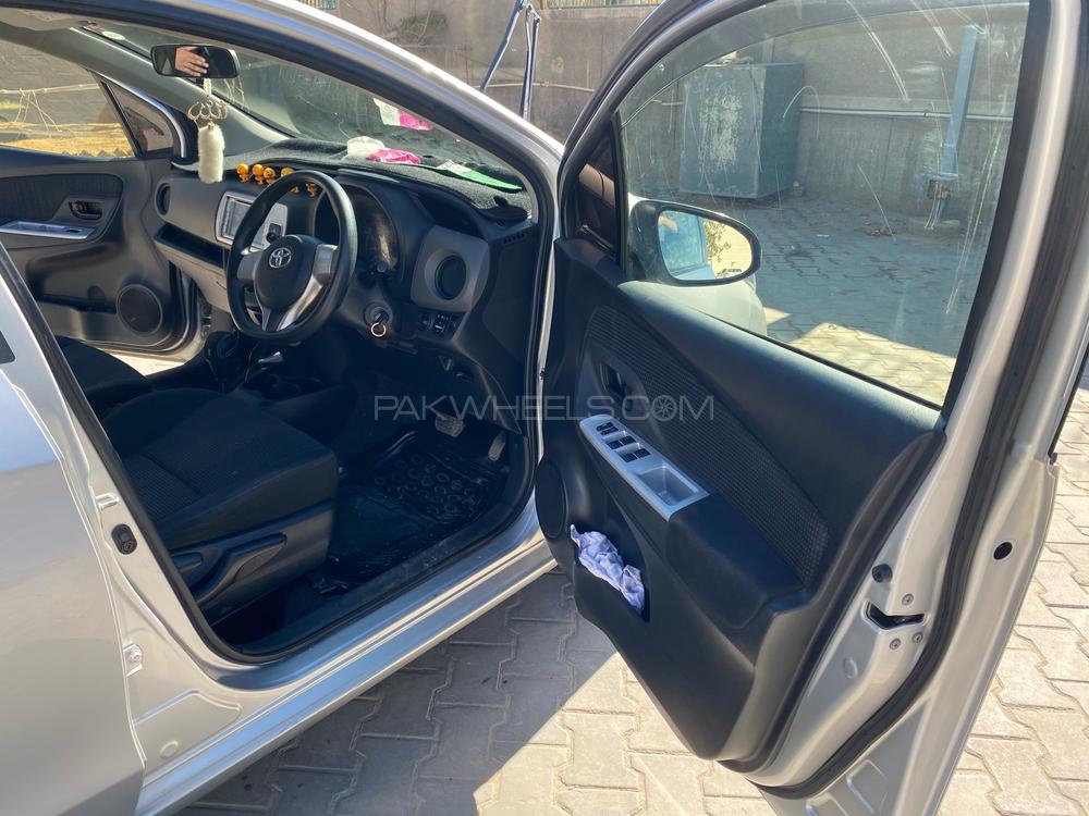 Toyota Vitz 2014 for Sale in Quetta Toyota Vitz 2014 for Sale in Quetta Image-8