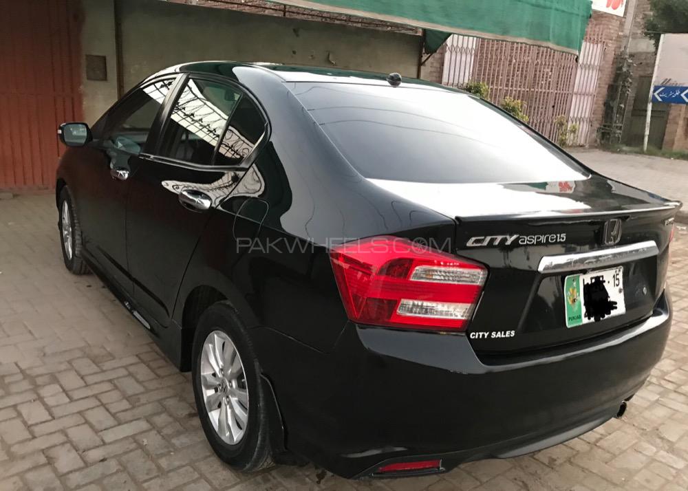 Honda City 2015 for Sale in Multan Honda City 2015 for Sale in Multan Image-5