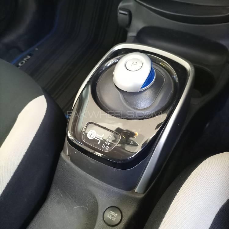 Nissan Note 2017 for Sale in Islamabad Nissan Note 2017 for Sale in Islamabad Image-6