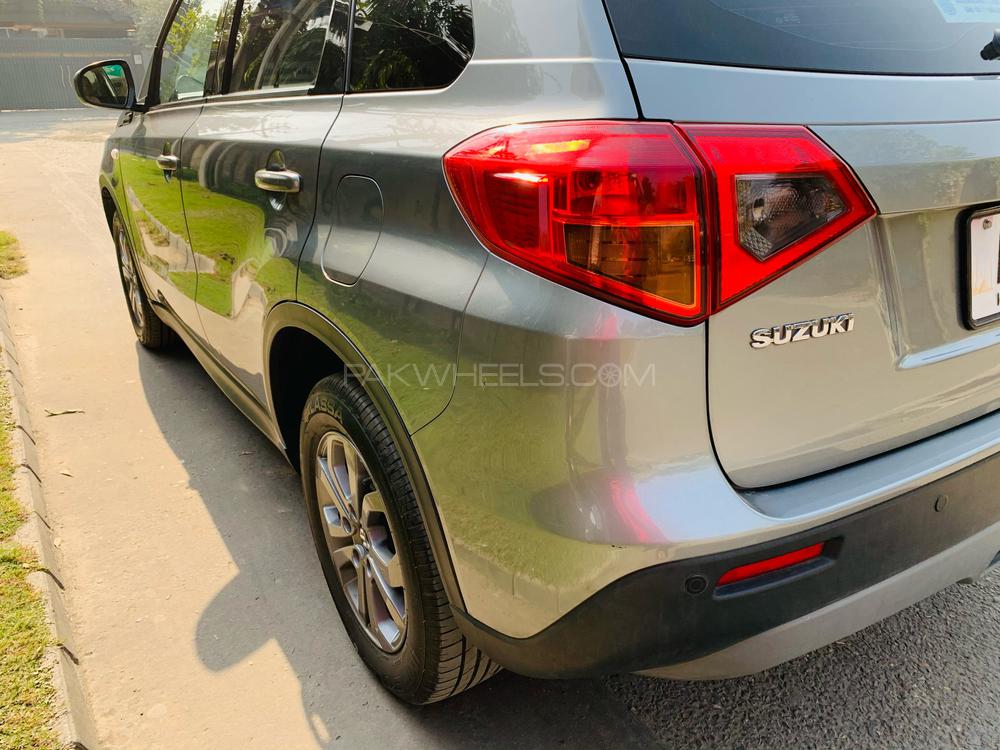 Suzuki Vitara 2017 for Sale in Lahore Suzuki Vitara 2017 for Sale in Lahore Image-4