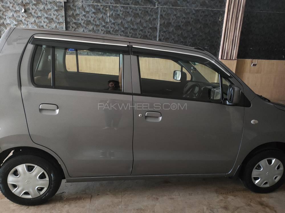 سوزوکی ویگن آر 2016 for Sale in سیالکوٹ سوزوکی ویگن آر 2016 for Sale in سیالکوٹ Image-2