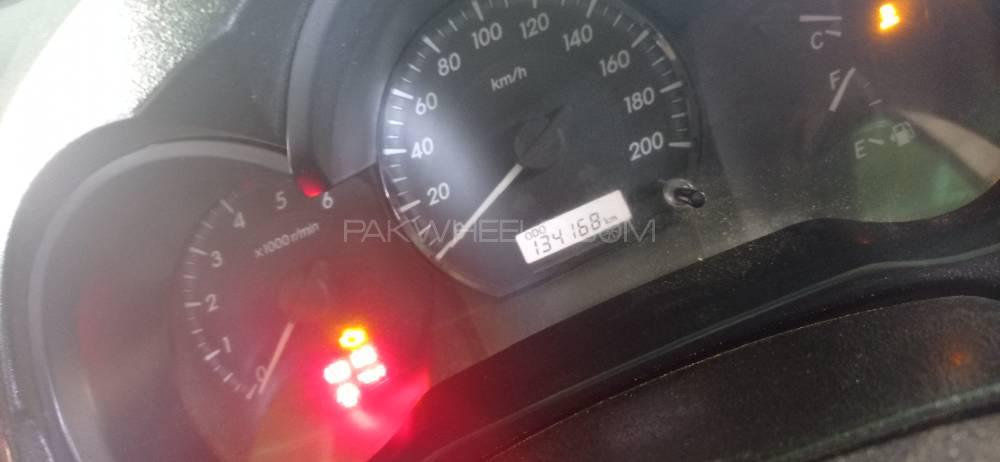 Toyota Hilux 2015 for Sale in Karachi Toyota Hilux 2015 for Sale in Karachi Image-8