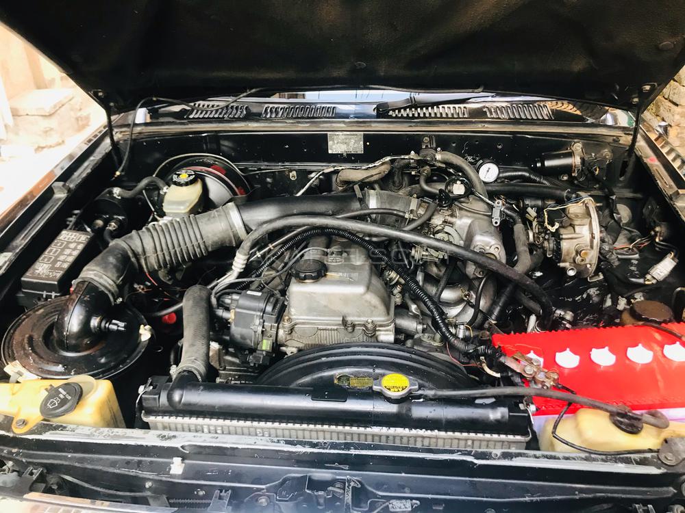 Toyota Surf 1992 for Sale in Rawalpindi Toyota Surf 1992 for Sale in Rawalpindi Image-16