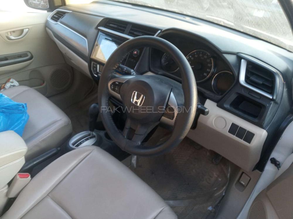 Honda BR-V 2017 for Sale in Gujranwala Honda BR-V 2017 for Sale in Gujranwala Image-6
