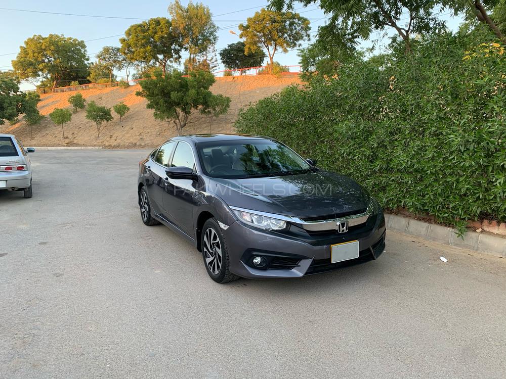 Honda Civic 2018 for Sale in Karachi Image-1