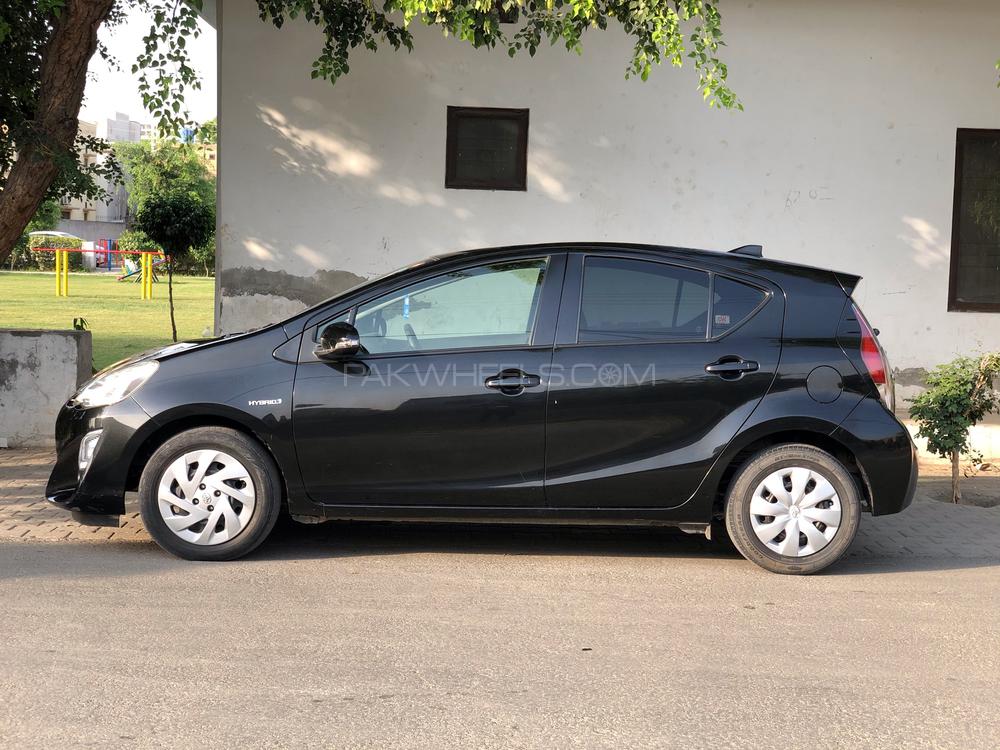 Toyota Aqua 2015 for Sale in Lahore Toyota Aqua 2015 for Sale in Lahore Image-7