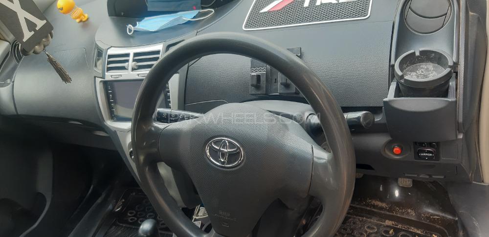 Toyota Vitz 2005 for Sale in Attock Toyota Vitz 2005 for Sale in Attock Image-3