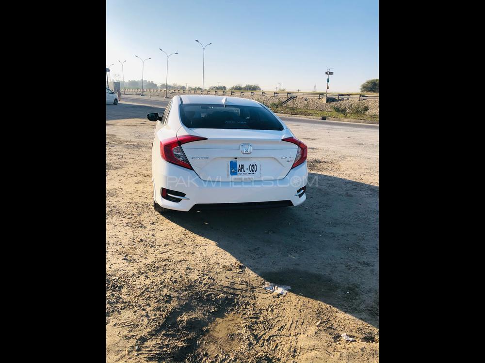 Honda Civic 2020 for Sale in Peshawar Honda Civic 2020 for Sale in Peshawar Image-5