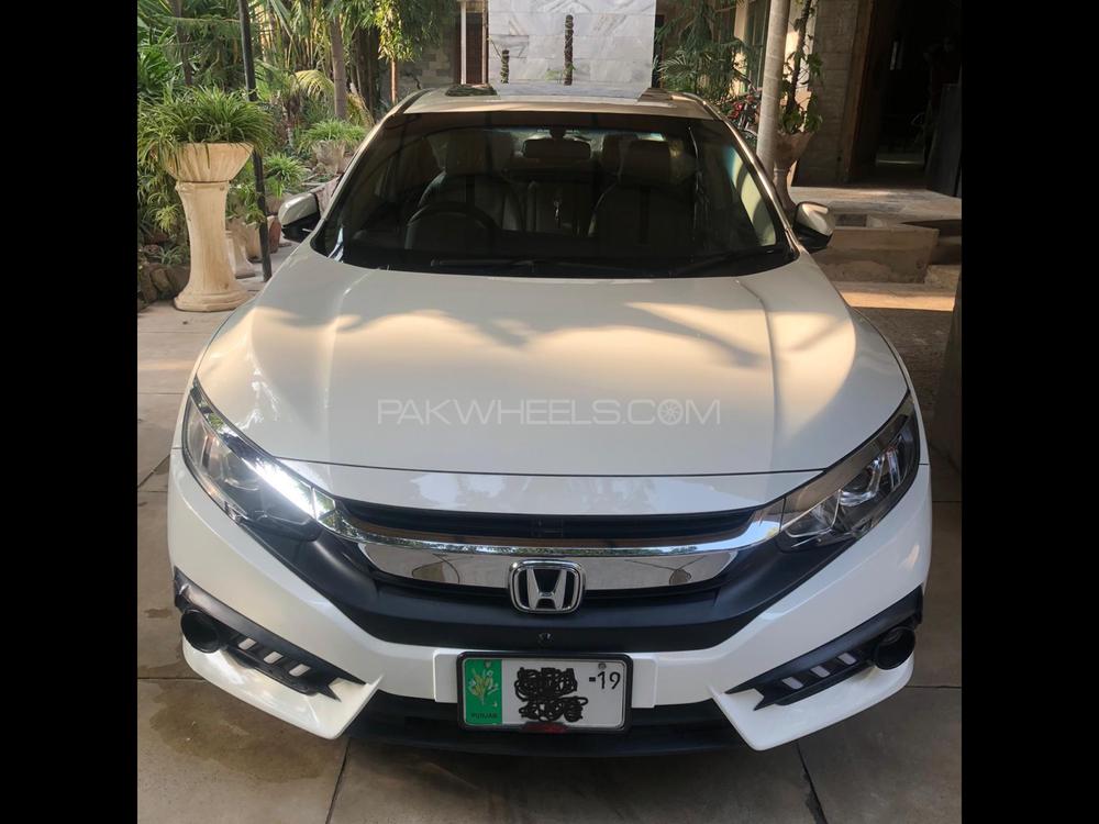 Honda Civic 2018 for Sale in Lahore Image-1
