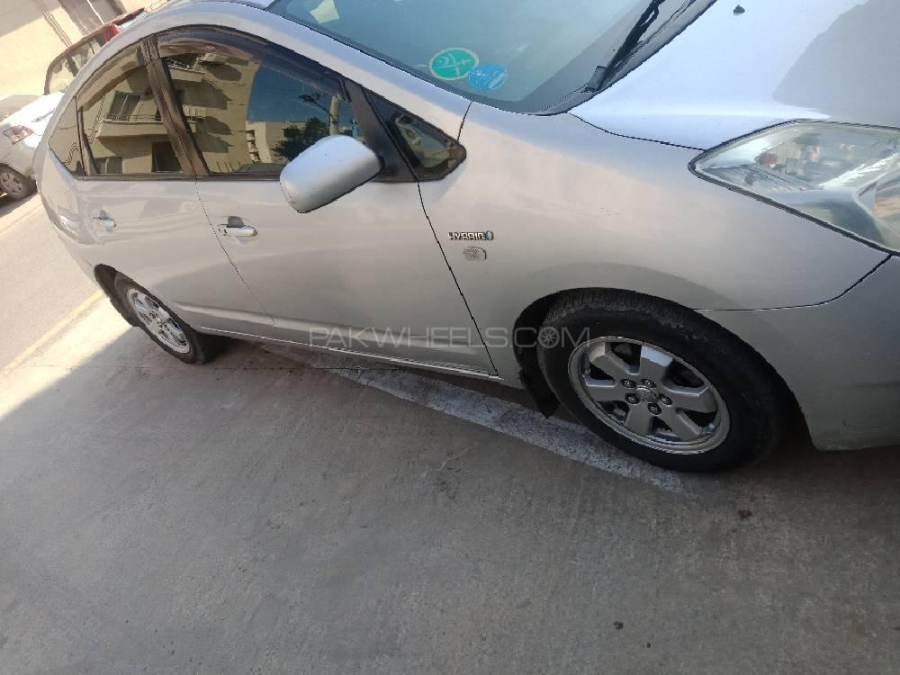 Toyota Prius 2007 for Sale in Lahore Toyota Prius 2007 for Sale in Lahore Image-8