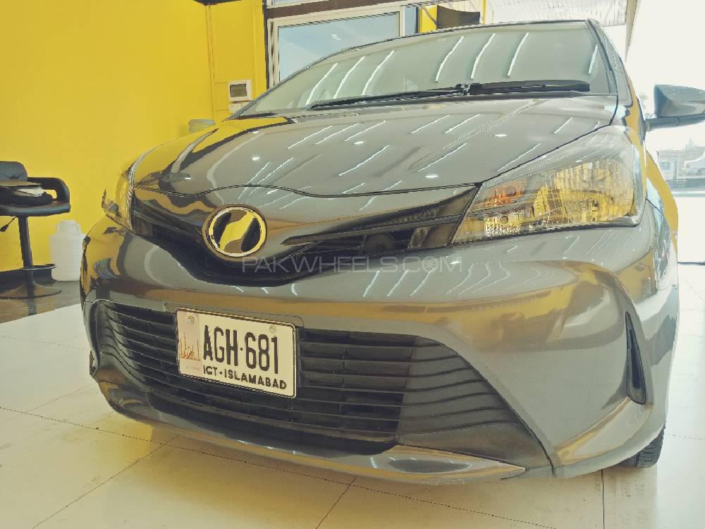 Toyota Vitz 2015 for Sale in Islamabad Image-1