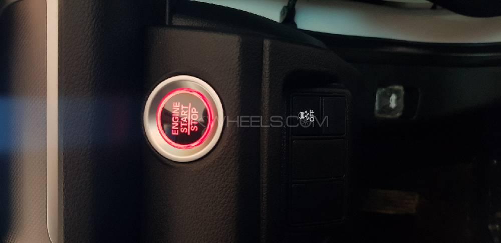 Honda Civic 2017 for Sale in Peshawar Honda Civic 2017 for Sale in Peshawar Image-7