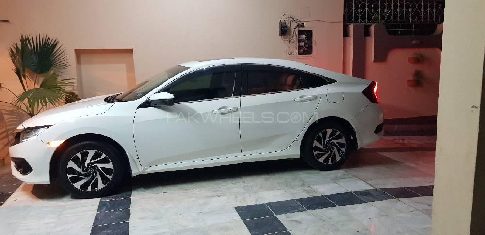 Honda Civic 2017 for Sale in Peshawar Honda Civic 2017 for Sale in Peshawar Image-14