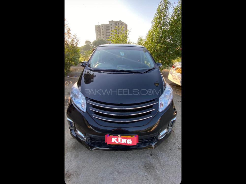 Honda Freed 2013 for Sale in Karachi Image-1