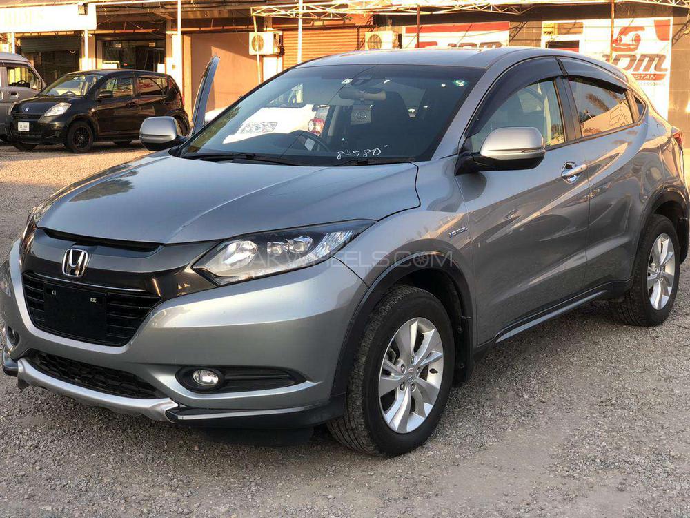 Honda Vezel 2015 for Sale in Rawalpindi Image-1