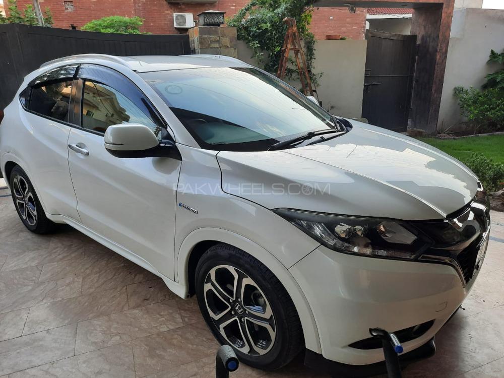 Honda Vezel 2014 for Sale in Lahore Honda Vezel 2014 for Sale in Lahore Image-2