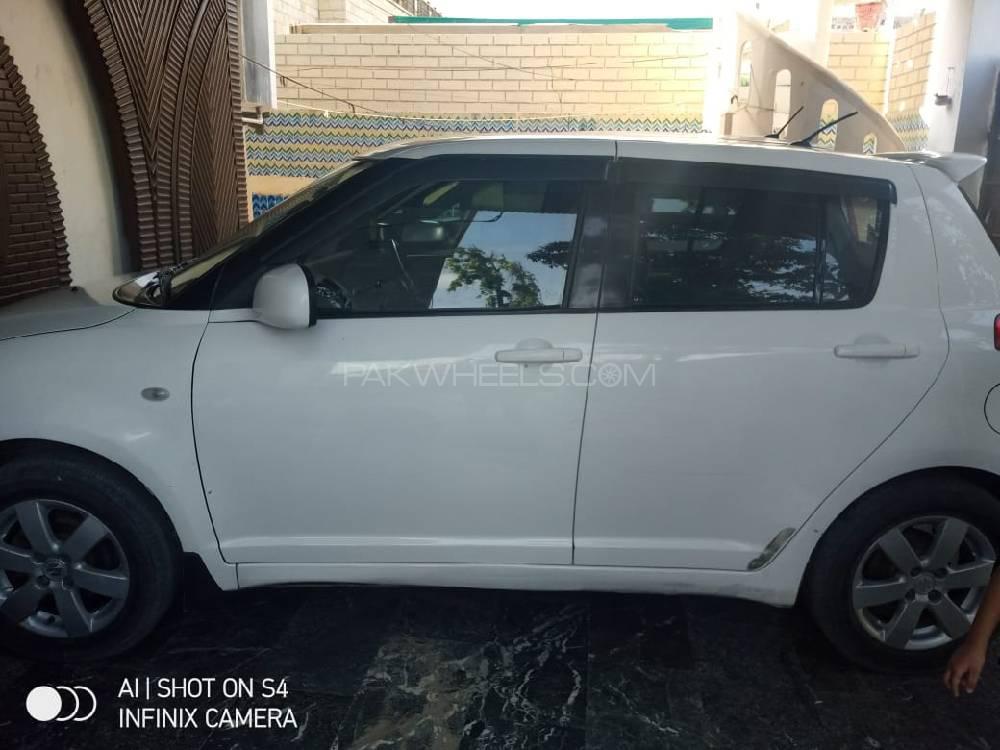 Suzuki Swift 2014 for Sale in Karachi Image-1