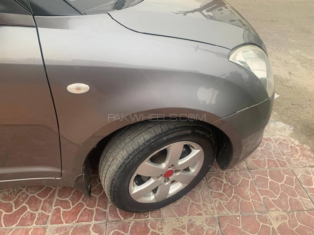 Suzuki Swift 2014 for Sale in Lahore Suzuki Swift 2014 for Sale in Lahore Image-9