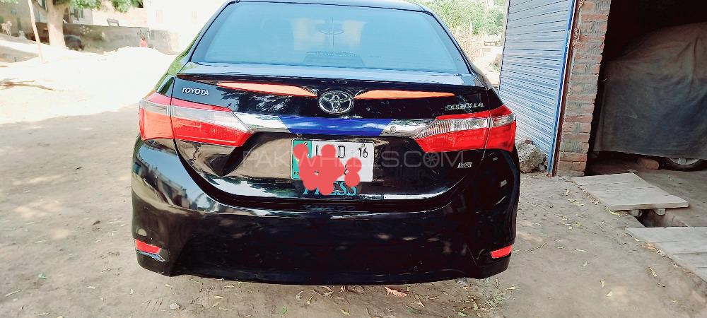 Toyota Corolla 2016 for Sale in Gojra Image-1