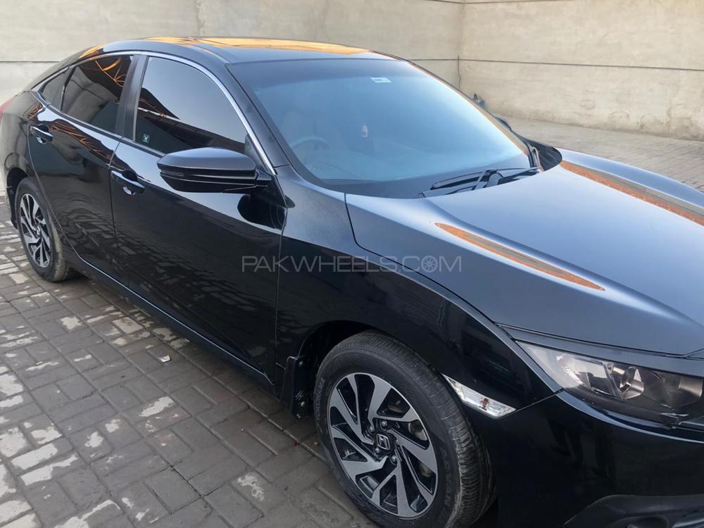 Honda Civic 2018 for Sale in Sialkot Image-1