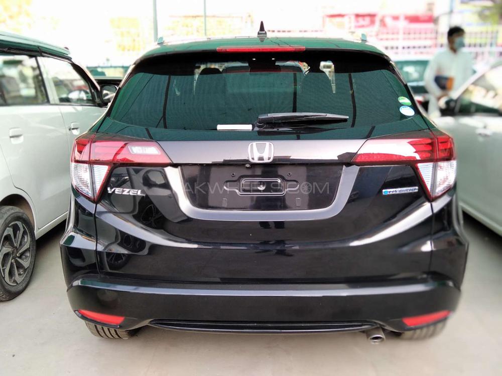 Honda Vezel 2015 for Sale in Karachi Honda Vezel 2015 for Sale in Karachi Image-13