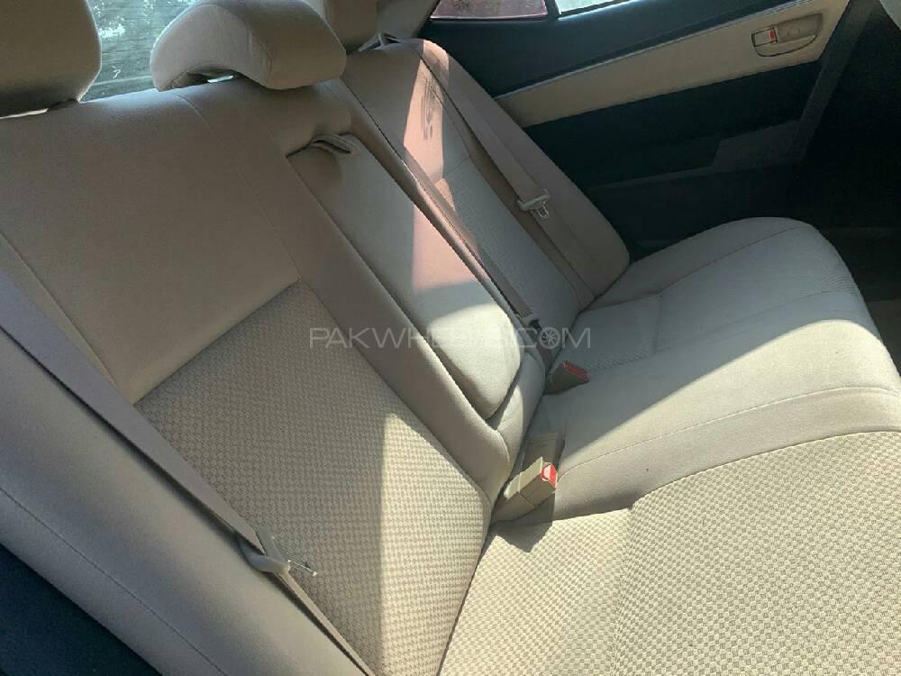 Toyota Corolla 2017 for Sale in Rawalpindi Toyota Corolla 2017 for Sale in Rawalpindi Image-9