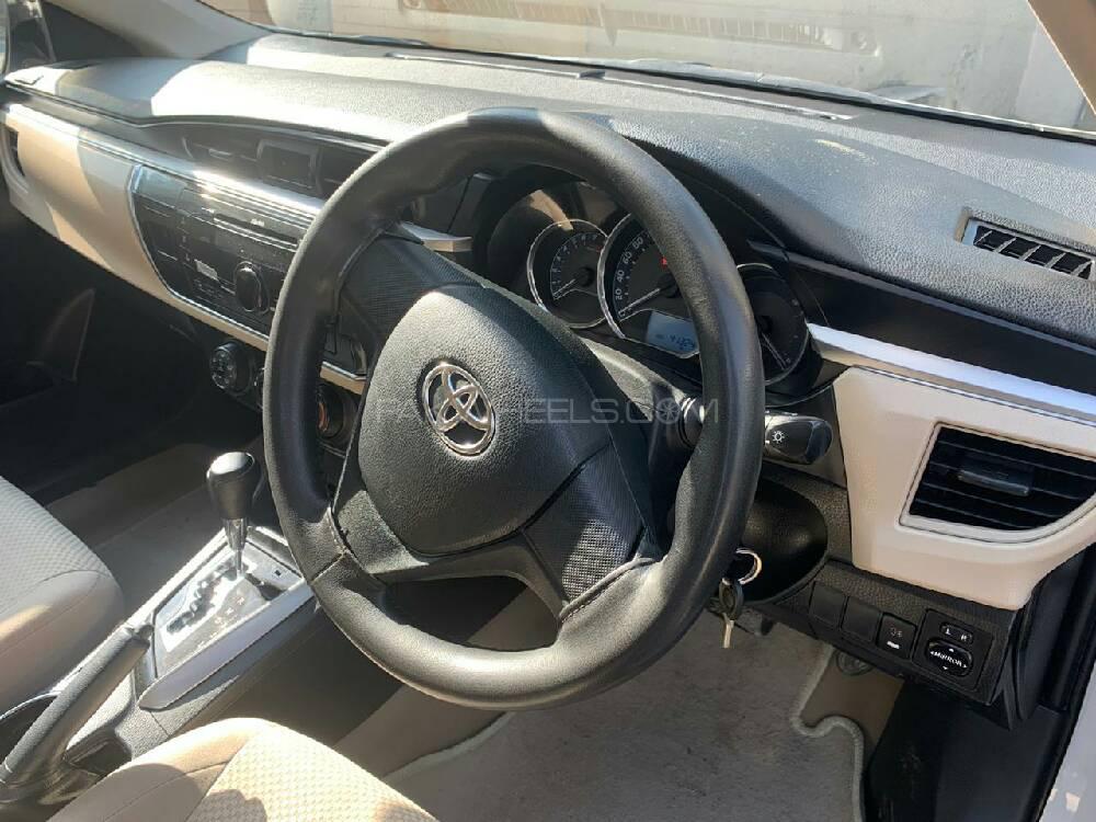 Toyota Corolla 2017 for Sale in Rawalpindi Toyota Corolla 2017 for Sale in Rawalpindi Image-10