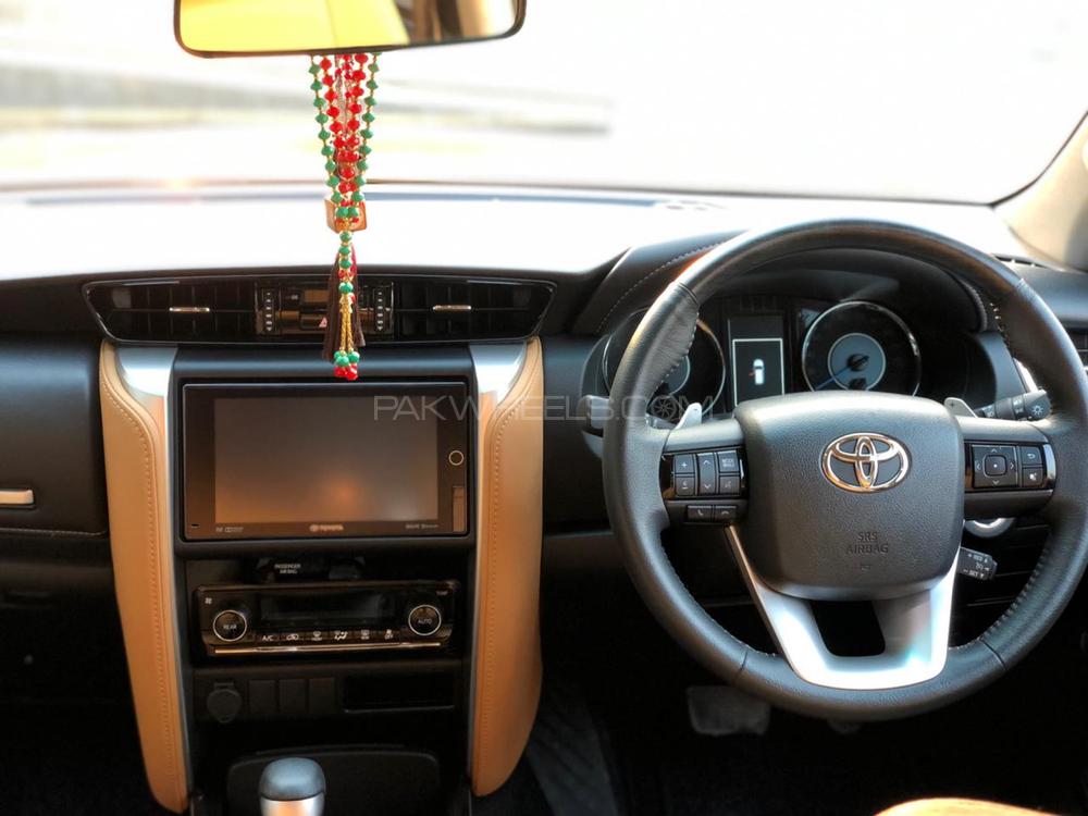 Toyota Fortuner 2019 for Sale in Lahore Toyota Fortuner 2019 for Sale in Lahore Image-5