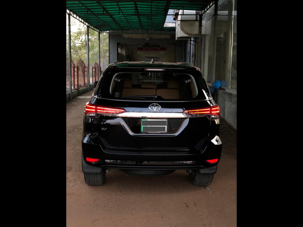 Toyota Fortuner 2019 for Sale in Lahore Toyota Fortuner 2019 for Sale in Lahore Image-13