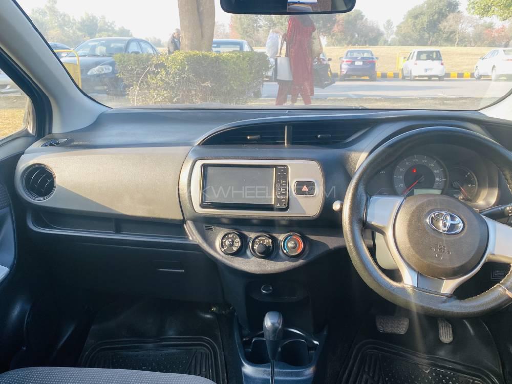 Toyota Vitz 2014 for Sale in Islamabad Toyota Vitz 2014 for Sale in Islamabad Image-10
