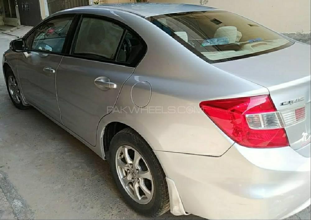 Honda Civic 2014 for Sale in Lahore Honda Civic 2014 for Sale in Lahore Image-9