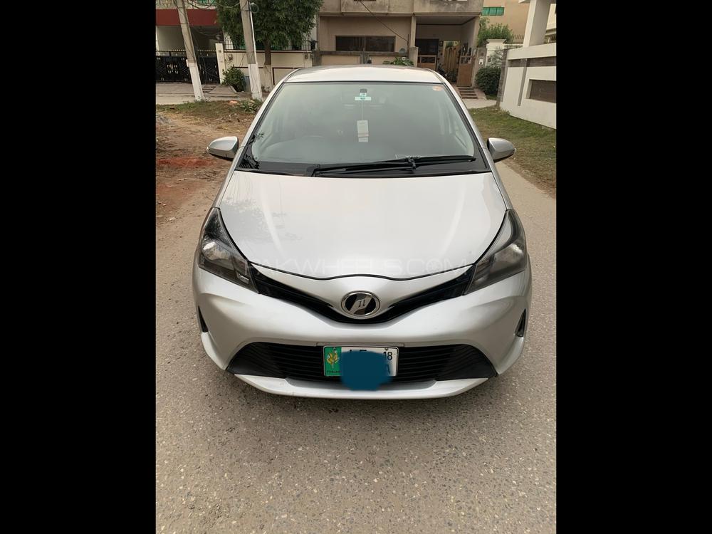 Toyota Vitz 2015 for Sale in Sialkot Toyota Vitz 2015 for Sale in Sialkot Image-9