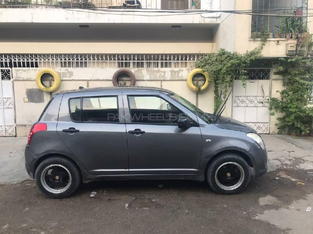 سوزوکی سوئفٹ 2011 for Sale in کراچی سوزوکی سوئفٹ 2011 for Sale in کراچی Image-3
