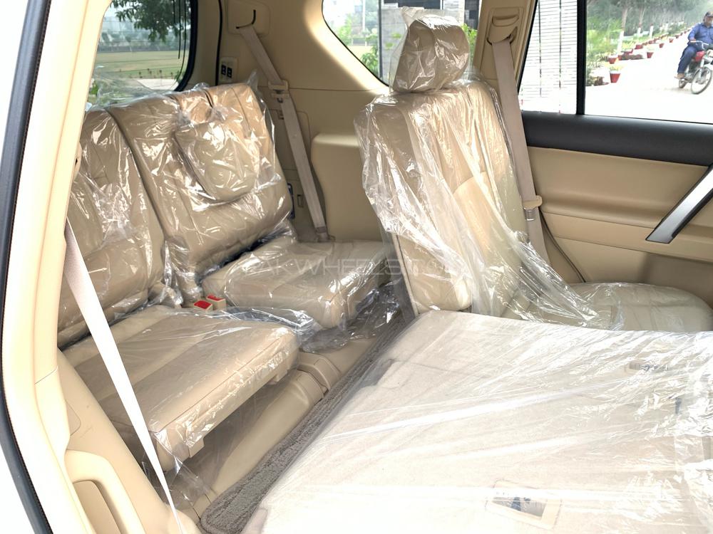 Toyota Prado 2014 for Sale in Multan Toyota Prado 2014 for Sale in Multan Image-14