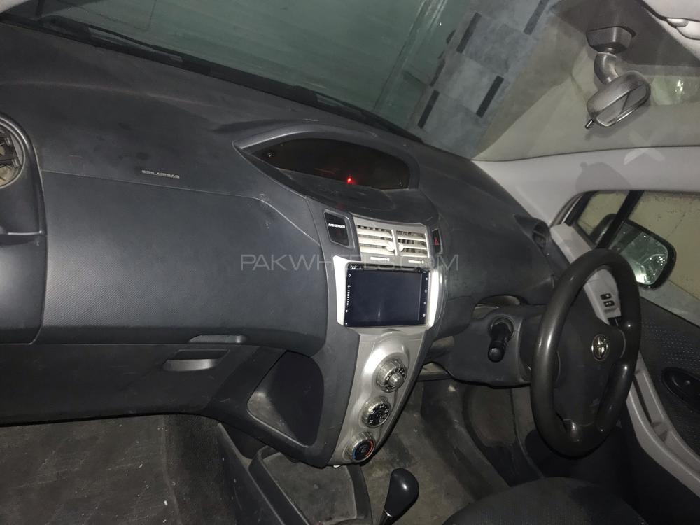 Toyota Vitz 2005 for Sale in Lahore Toyota Vitz 2005 for Sale in Lahore Image-2