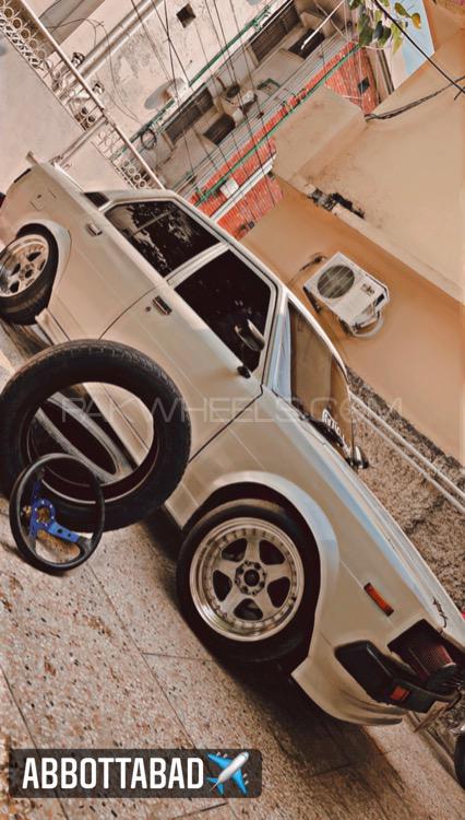 Toyota Corolla - 1981  Toyota Corolla - 1981  Image-9