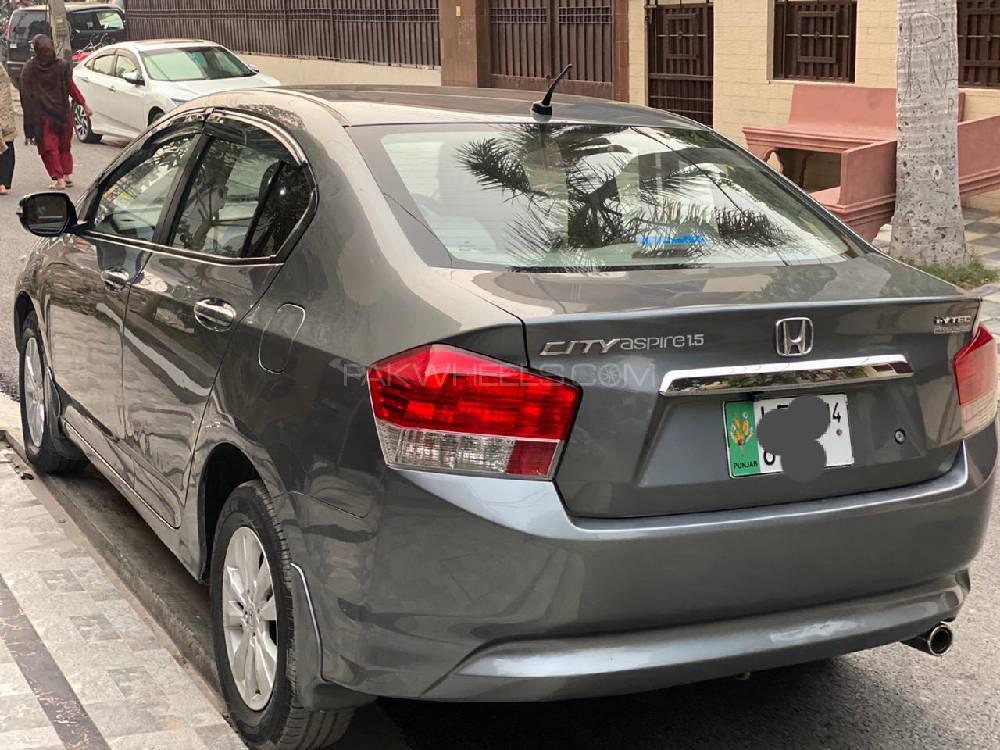 Honda City 2014 for Sale in Lahore Honda City 2014 for Sale in Lahore Image-3