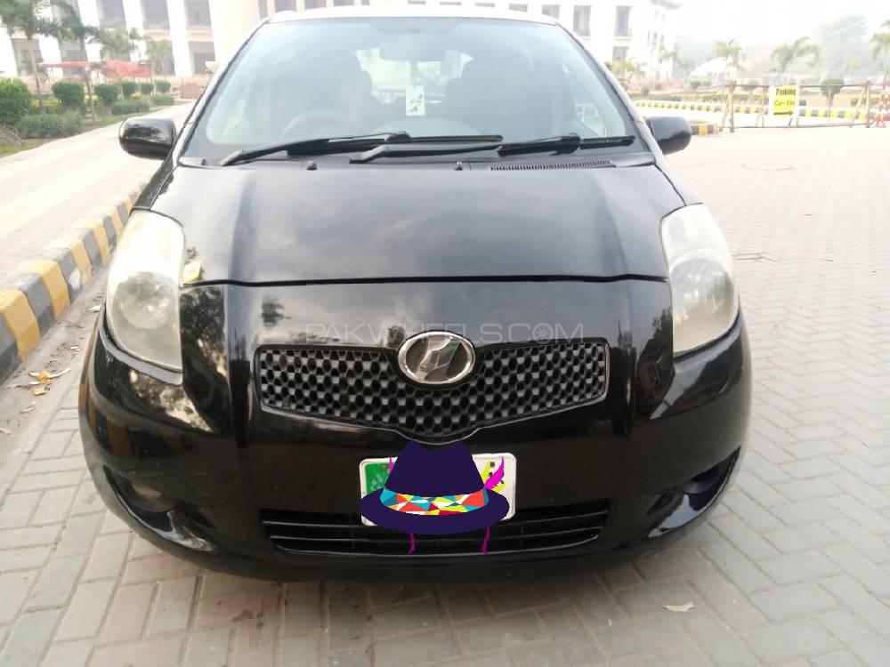 Toyota Vitz 2007 for Sale in Lahore Image-1