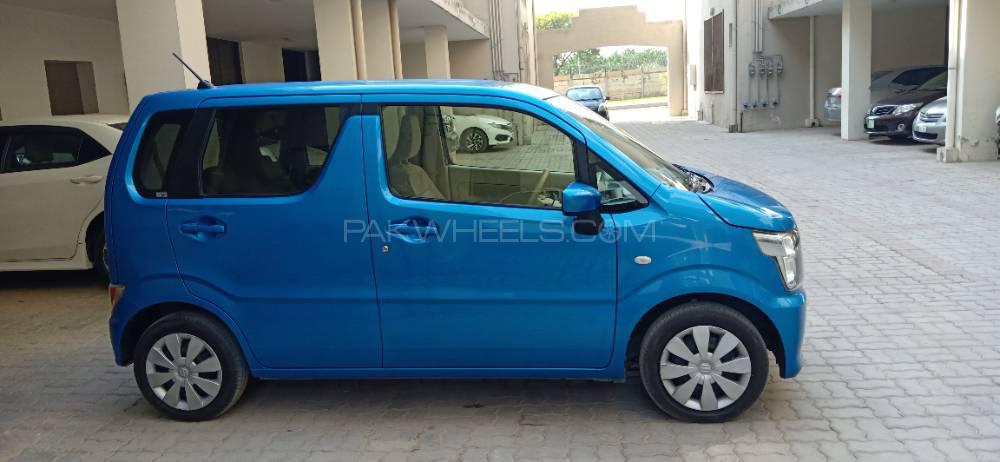Suzuki Wagon R 2017 for Sale in Islamabad Suzuki Wagon R 2017 for Sale in Islamabad Image-3