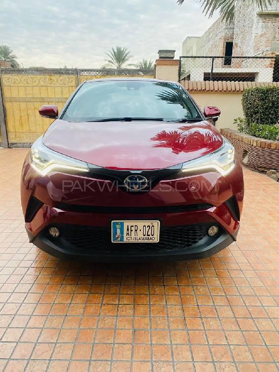 Toyota C-HR 2017 for Sale in Faisalabad Image-1