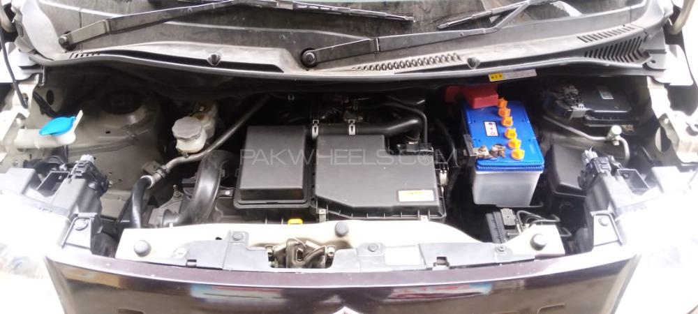 Suzuki MR Wagon 2015 for Sale in Lahore Suzuki MR Wagon 2015 for Sale in Lahore Image-3