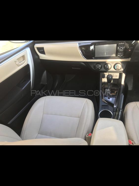 Toyota Corolla 2016 for Sale in Sialkot Toyota Corolla 2016 for Sale in Sialkot Image-10