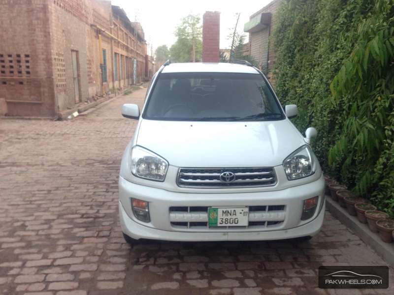 Toyota Rav4 2003 for Sale in Multan Image-1