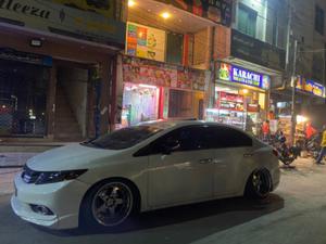 Honda Civic - 2015